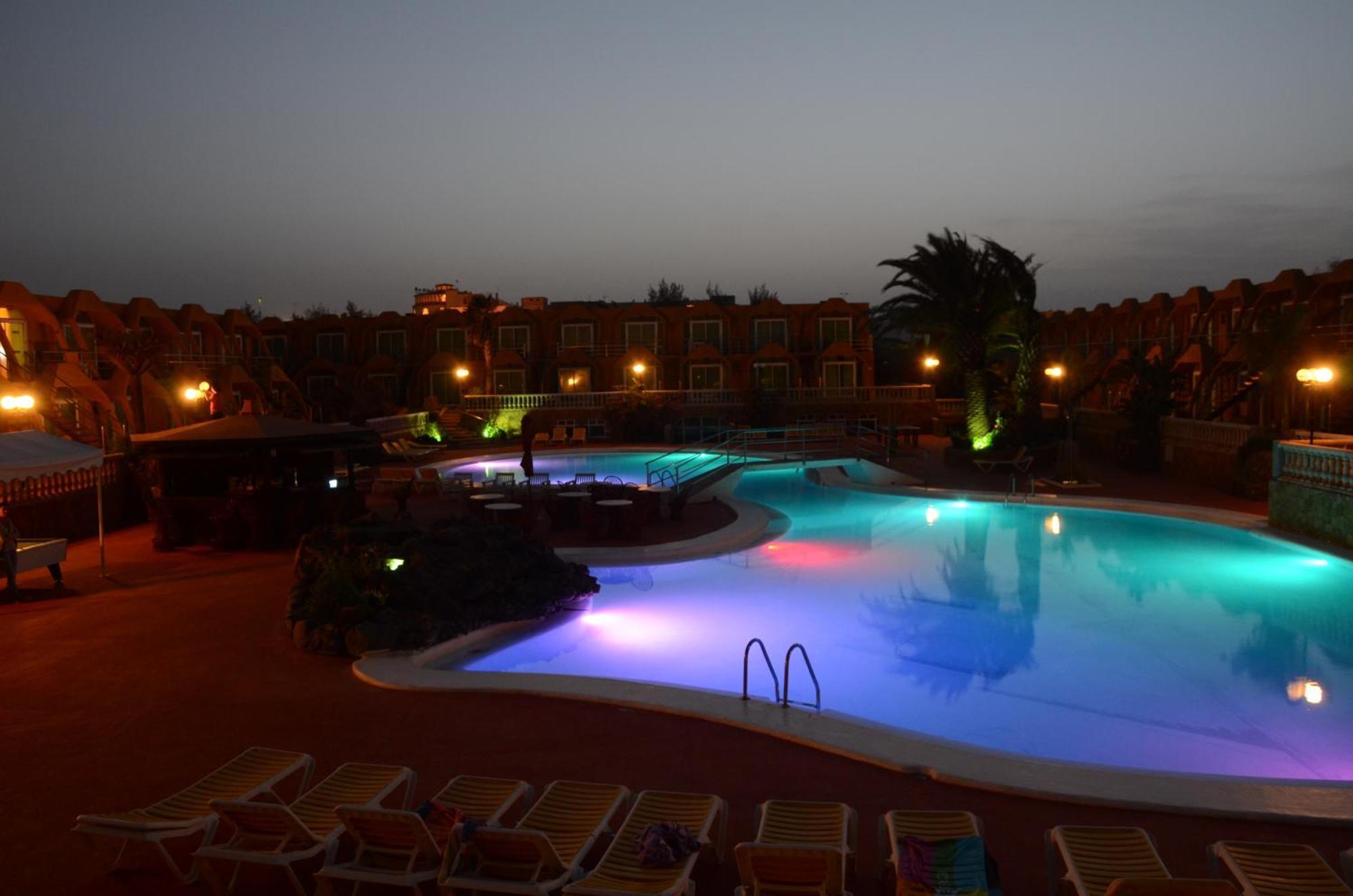 Aparthotel La Piramide コスタ・デ・アンティグア エクステリア 写真