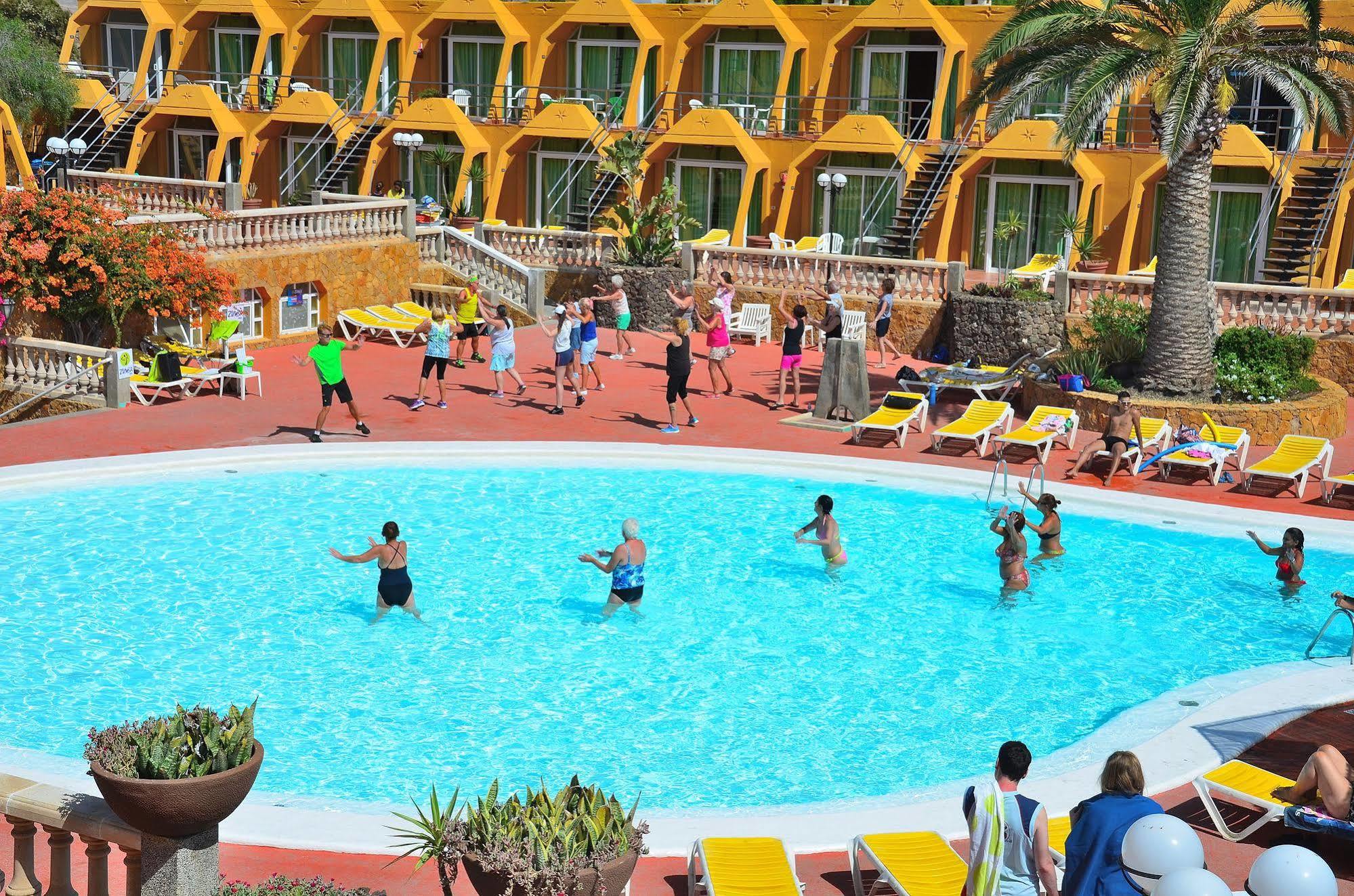 Aparthotel La Piramide コスタ・デ・アンティグア エクステリア 写真